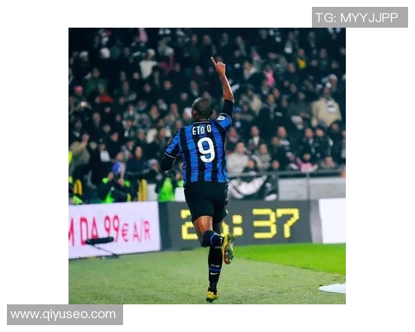 足球传奇球星巅峰对决赛精彩上演历代巨星同场竞技再创辉煌